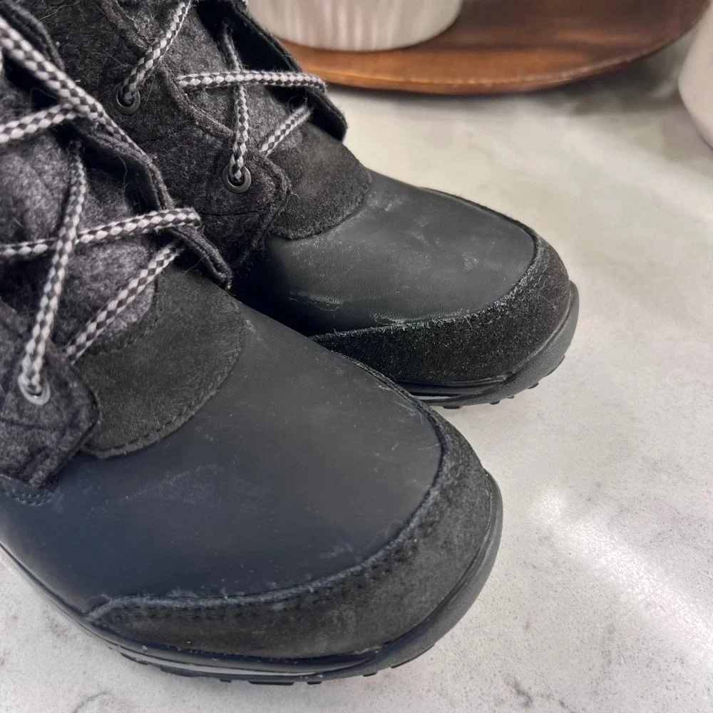 Salomon Hime Winter Boots Womens 8 Grey Black Felt Knit Cuff 361707